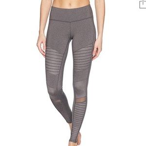 Alo Yoga Mid Rise Heather Gray Motos